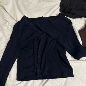 Brandy Melville Sweater/Cardigan